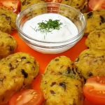 Թարմ  աղցան, որին  սոուսը հետաքրքրություն է հաղորդում