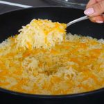 Ախորժելի և խրթխրթան թխվածքաբլիթներ պատված շոկոլադե ջնարակով