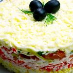 Բազուկով և եգիպտացորենով աղցան, որը կարելի է պատրաստել և՛ տոնական, և՛ ընթրիքի սեղանի համար