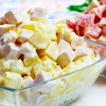 Վրացական Օստրին` տավարի մսով և բանջարեղենով, ամենագունեղ ու համեղ տաք ուտեստներից մեկն է, որը կգոհացնի ձեր ընտանիքի բոլոր անդամներին