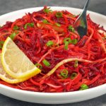 Այս խմորեղենը ոչ միայն շատ գեղեցիկ է, այլև շատ համեղ է, և պատրաստվում է շատ արագ։ Թխվածք «Փաթիլ»