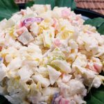 Շատ պարզ, միևնույն ժամանակ շատ համեղ և յուրօրինակ: Կաթնաշոռով կարկանդակ` առանց խմոր հունցելու