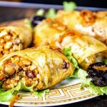 Ձեր հյուրերն անպայման ձեզանից կխնդրեն  այս աղցանի բաղադրատոմսը : Միանգամայն նոր, շատ համեղ և նուրբ աղցան` ծովախեցգետնի ձողիկներից: