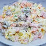 Հավի կրծքամսով ռուլետներ` լցոնված տապակած սնկով, որոնք ունեն աննկարագրելի համ և բույր