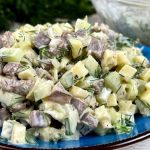 Աննկարագրելի համեղ է և ախորժելի՝ պատրաստվում  շատ պարզ բաղադրիչներով և արագ։ Կարտոֆիլով տապակա