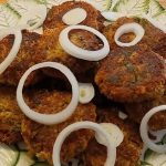 Այս բաղադրատոմսով` կարտոֆիլը ստացվում է շատ նրբահամ և գեղեցիկ: Կարտոֆիլը բեշամել սոուսով