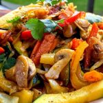 Սիրելիների համար համեղ պատրաստելու հաճույքն այլ է: Տապակած հավի միսը`  սոուսով