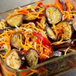 Ամենաարագ, շատ գեղեցիկ և համեղ թխվածքն առանց ջեռոցի օգտագործման: Թխվածքաբլիթներով և ելակով թխվածք