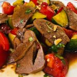 Ամենապարզ և մատչելի բաղադրիչներով կարելի է պատրաստել այսպիսի համեղ ընթրիք: Կարտոֆիլով ջեռեփուկ