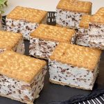 Շատ պարզ, բայց և շատ օրիգինալ նախուտեստ տոնական սեղանի կամ պարզապես բարձր տրամադրության համար: Լցոնած լոլիկներ