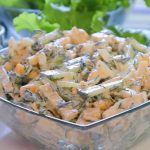 Այսպիսի ընթրիքը կգոհացնի հատկապես տղամարդկանց` այն շատ փափուկ է, համեղ և հագեցնող: Տապակած տավարի միս` սնկով