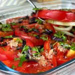 Չափազանց գեղեցիկ, համեղ նախուտեստ, որն անտարբեր չի թողնի ձեր հյուրերին: Մսային նախուտեստ