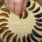 Երբ ասում են` «Մատներդ էլ հետը կուտես», հենց ա՛յս ուտեստի մասին են ասում: Լցոնած կարտոֆիլ և միս