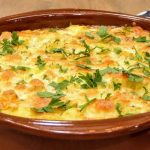 Երբ ընդամենը 10 րոպե ունեք աղցան պատրաստելու համար` հիշեք այս բաղադրատոմսը: Ոլոռով և ձվով աղցան