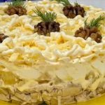 Ամանորյա ծանր ուտեստներից հետո, այսպիսի թեթև աղցանը տեղին կլինի: Աղցան «Րոպե»