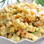 Վրացական խոհանոցի հանրահայտ ուտեստներից մեկը՝ Սացիվին՝ հավի մսով։ Համից չեք կշտանա