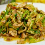 Թխվածքաբլիթ, որը բացի նրանից, որ շա՜տ գեղեցիկ է, այլև պարզապես հալչում է  բերանում։ Թխվածքաբլիթ «Կիսալուսին»