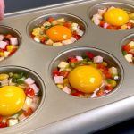 Ուզում եք ճաշին մատուցել հետաքրքիր, յուրօրինակ և համեղ ուտե՞ստ, ահա՛ այն։ Շատ հեշտ և արագ պատրաստվող՝ մսով և կարտոֆիլով բլիթներ