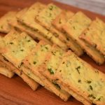 Ամենաարագ պատրաստվող և բյուջետային աղցաններից մեկը, որի բաղադրատոմսը ձեզ անպայման պետք կգա՝ պահպանե՛ք այն։ Աղցան «Րոպե»