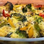 Աղցան՝ ամենահասանելի և պարզ բաղադրիչներով, հարմար ամենօրյա սեղանի համար։ Լոբով աղցան