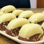 Երբ ընդամենը 5 րոպե ունեք աղցան պատրաստելու համար, դիմեք այս բաղադրատոմսի օգնությանը՝ արագ, համեղ և մատչելի։ Վարունգով աղցան